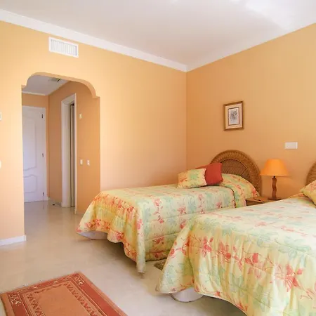 בית נופש Penthouse Venalmar אסטפונה