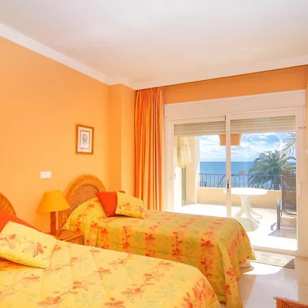 בית נופש Penthouse Venalmar אסטפונה